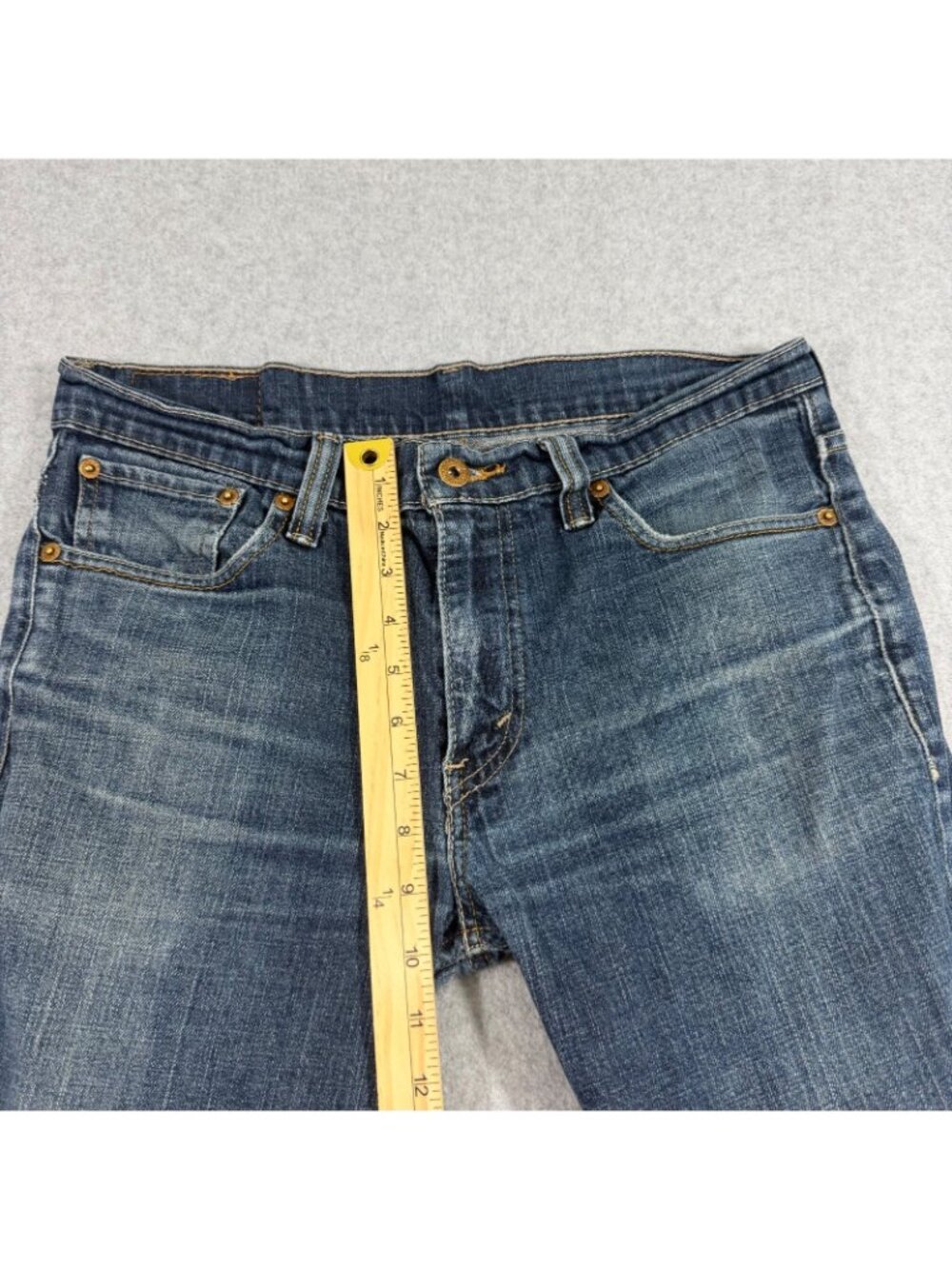 Levi’s 511 Men’s Jeans 34x32 Slim Fit Blue Denim Distressed Faded Cotton - Picture 8 of 10
